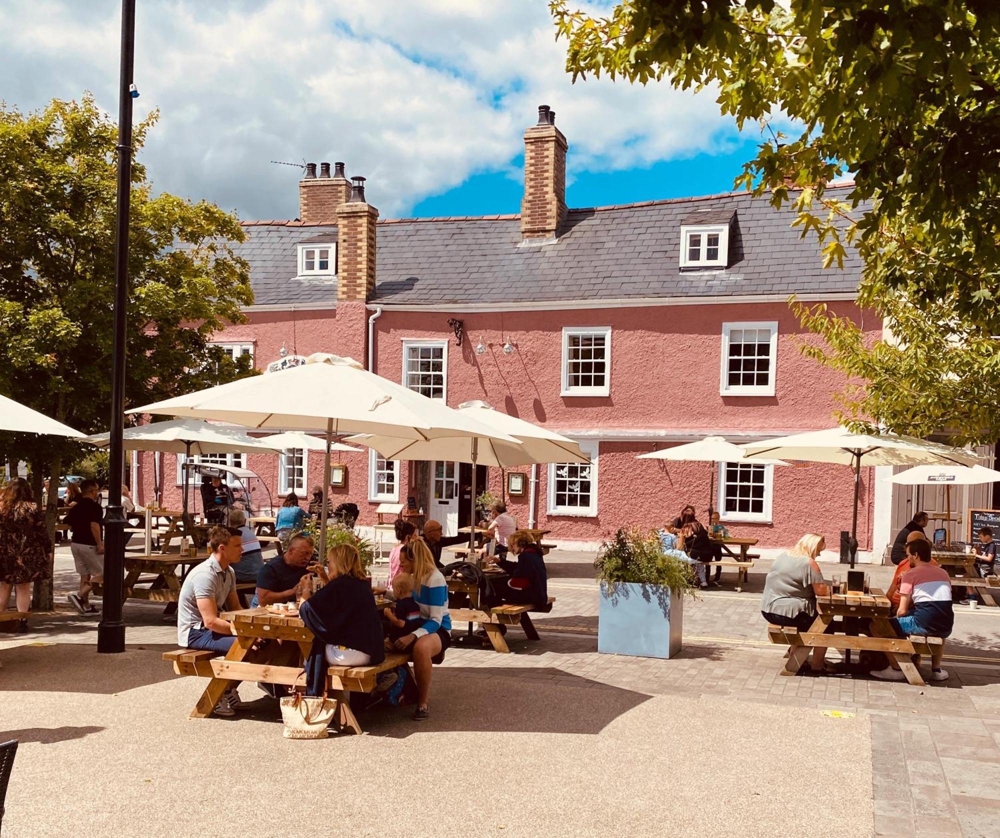 Kings Arms Hotel Abergavenny Eksteriør bilde