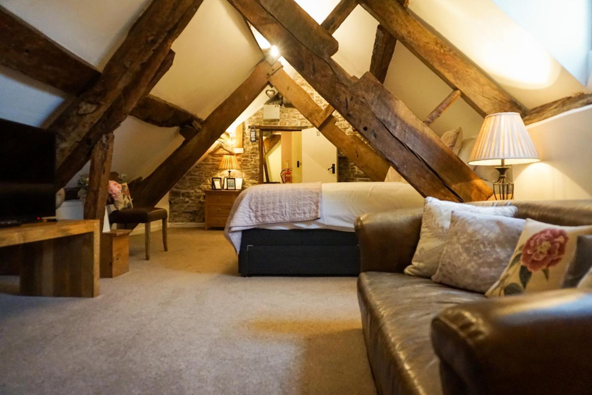Kings Arms Hotel Abergavenny Eksteriør bilde