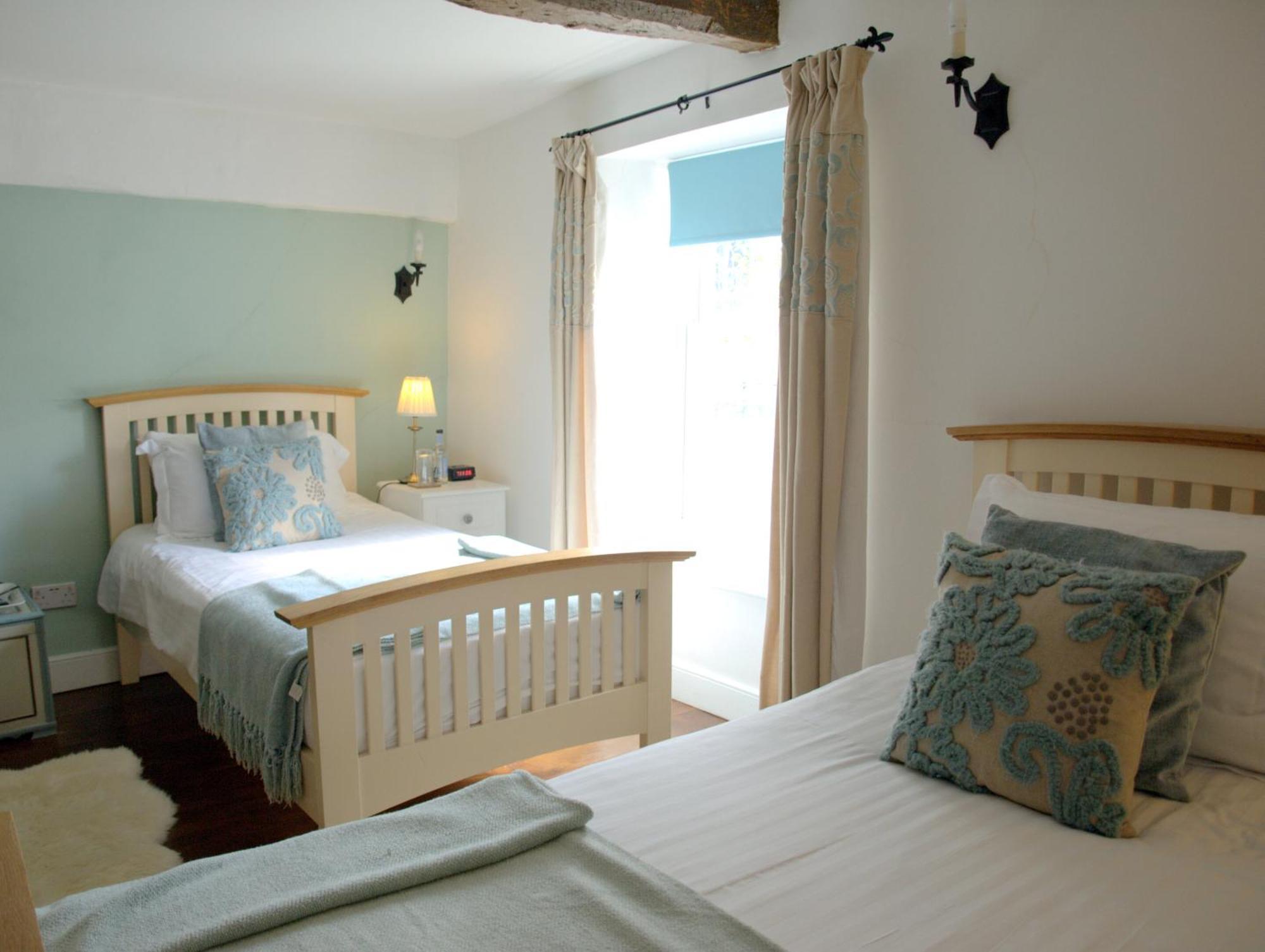 Kings Arms Hotel Abergavenny Eksteriør bilde